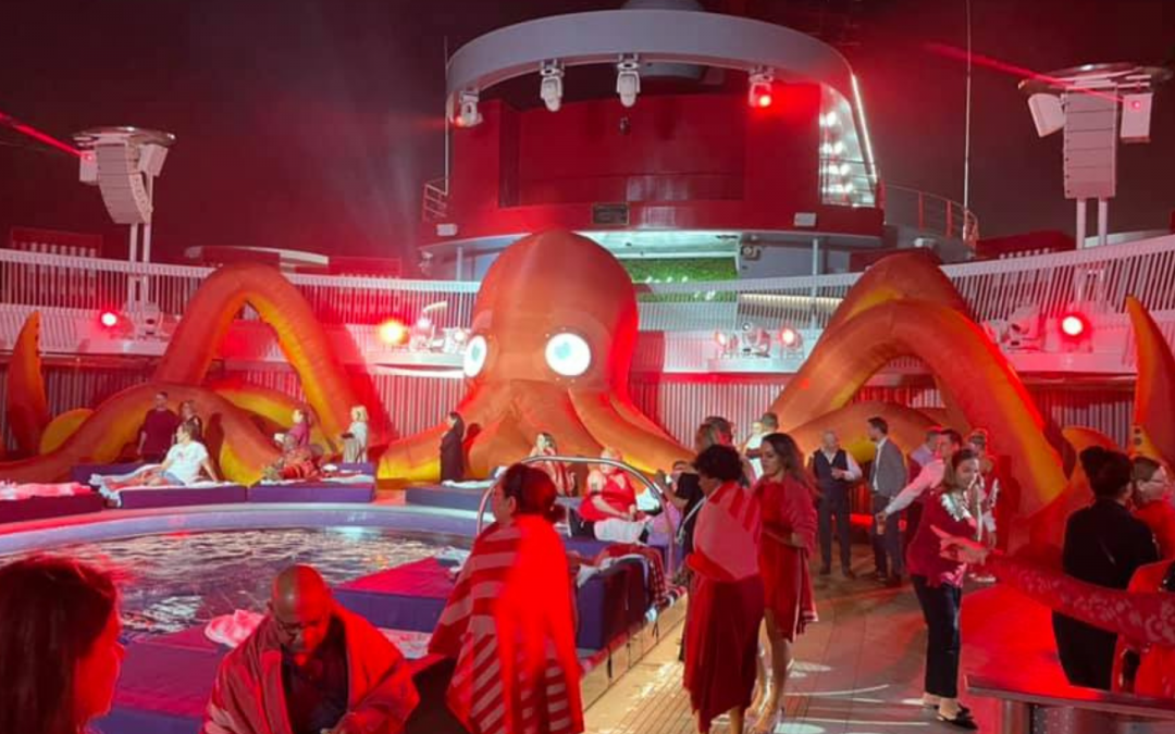 Cruise Dress Codes and Theme Nights